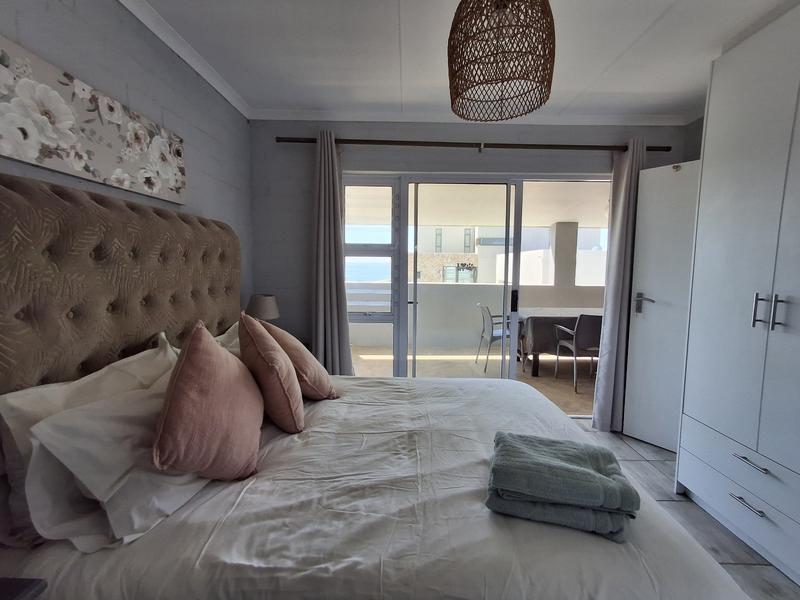 To Let 4 Bedroom Property for Rent in Britannia Bay Western Cape